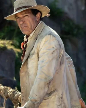 Paddington in Peru 2024 Antonio Banderas White Blazer