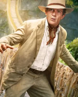 Alternative view of Paddington in Peru 2024 Antonio Banderas White Blazer