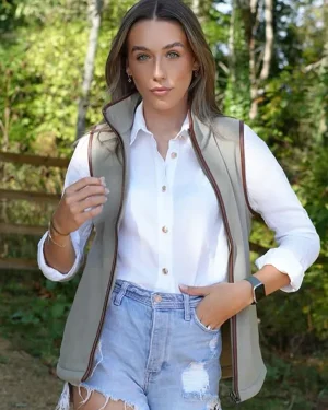 Rodeo Cowgirl 2025 Bethan Long Wool Vest