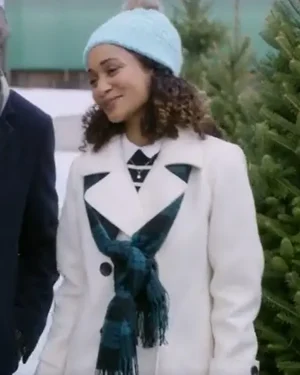 A Christmas Angel Match 2025 Daisy White Trench Coat