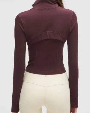 Zoe Saldaña 2026 Lioness S03 TV Series Joe Maroon Cropped Jacket